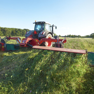 Kverneland Butterfly Mowers