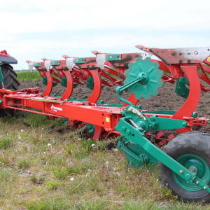 Kverneland ED Mounted Reversible Plough