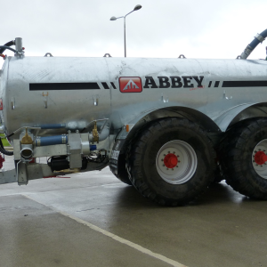 Abbey Tandem Axle Recessed Tanks