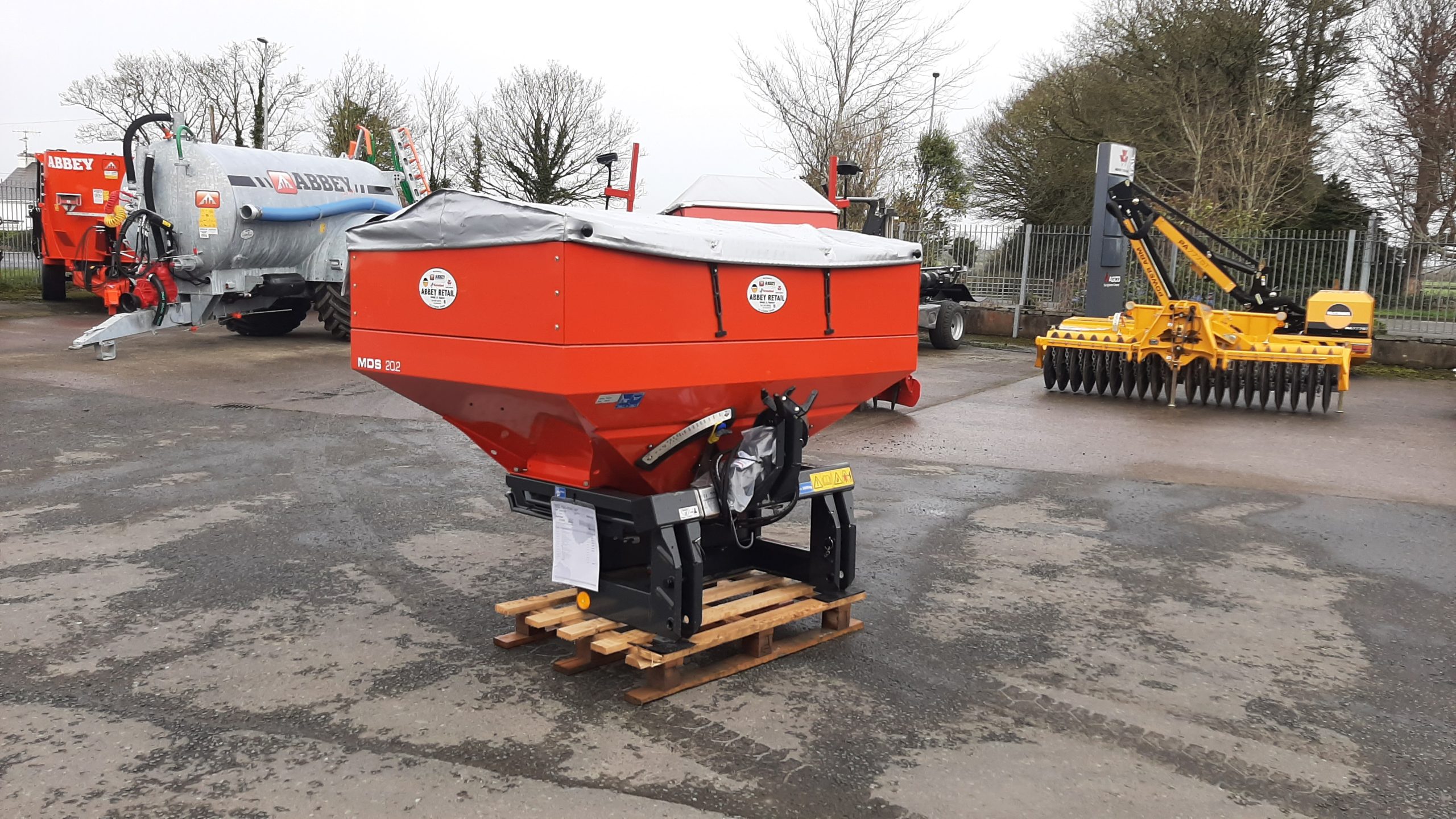 Rauch MDS 20.2D Fertilizer Spreader - Image 4