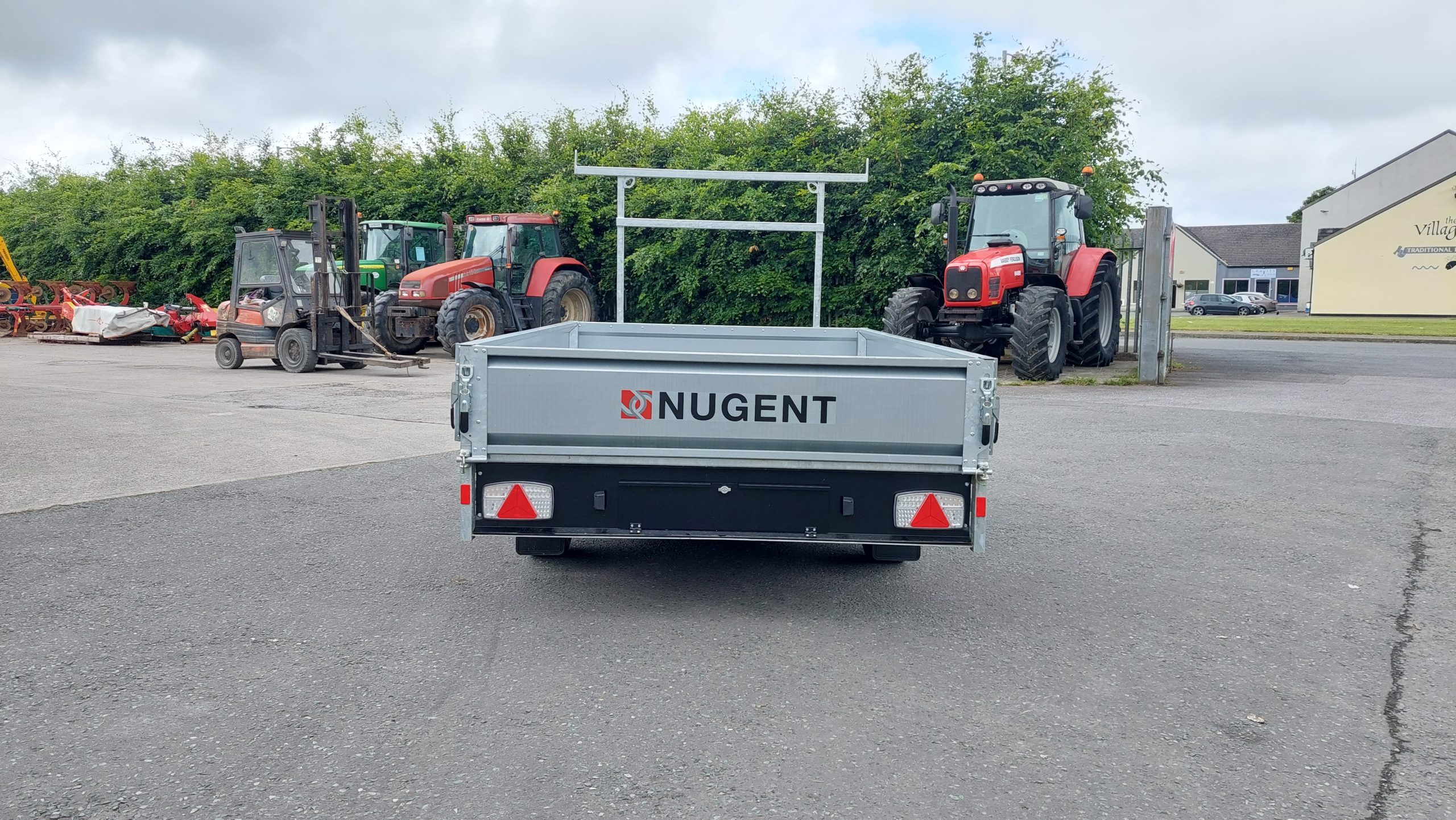 Nugent 12FT Tandem Axle Flat Bed Trailer - Image 4