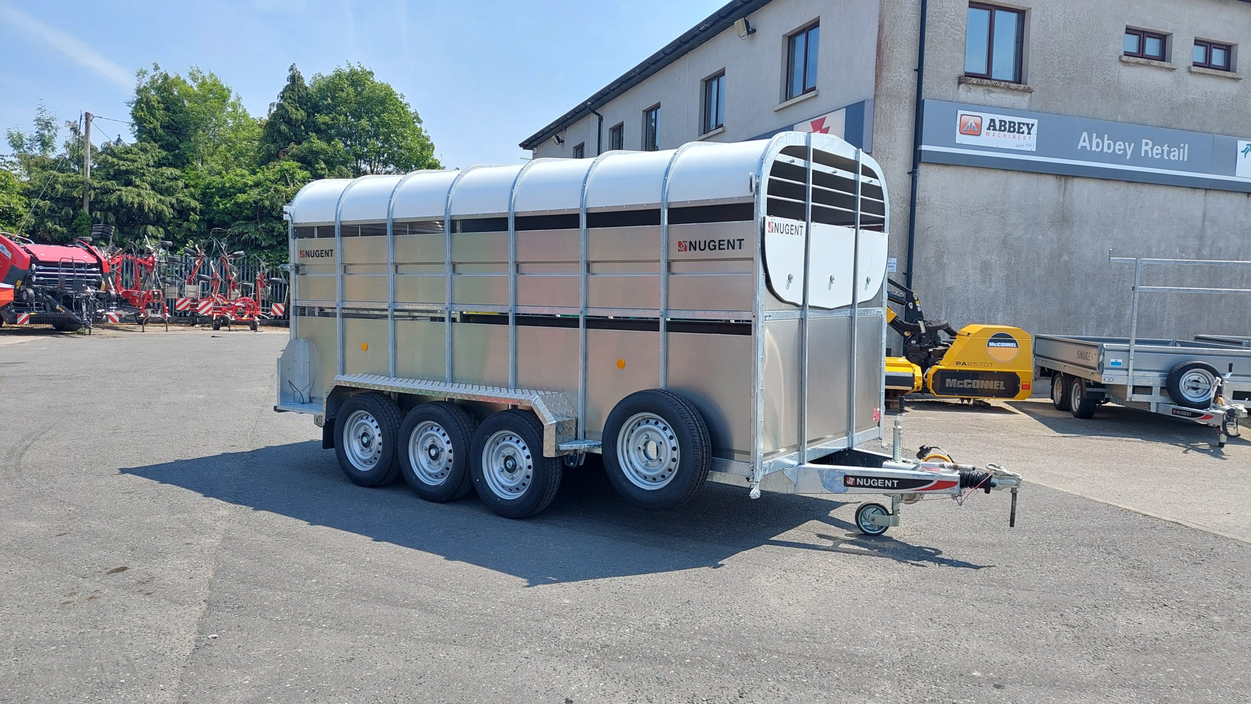 Nugent 14FT Tri-Axle Livestock Trailer - Image 4