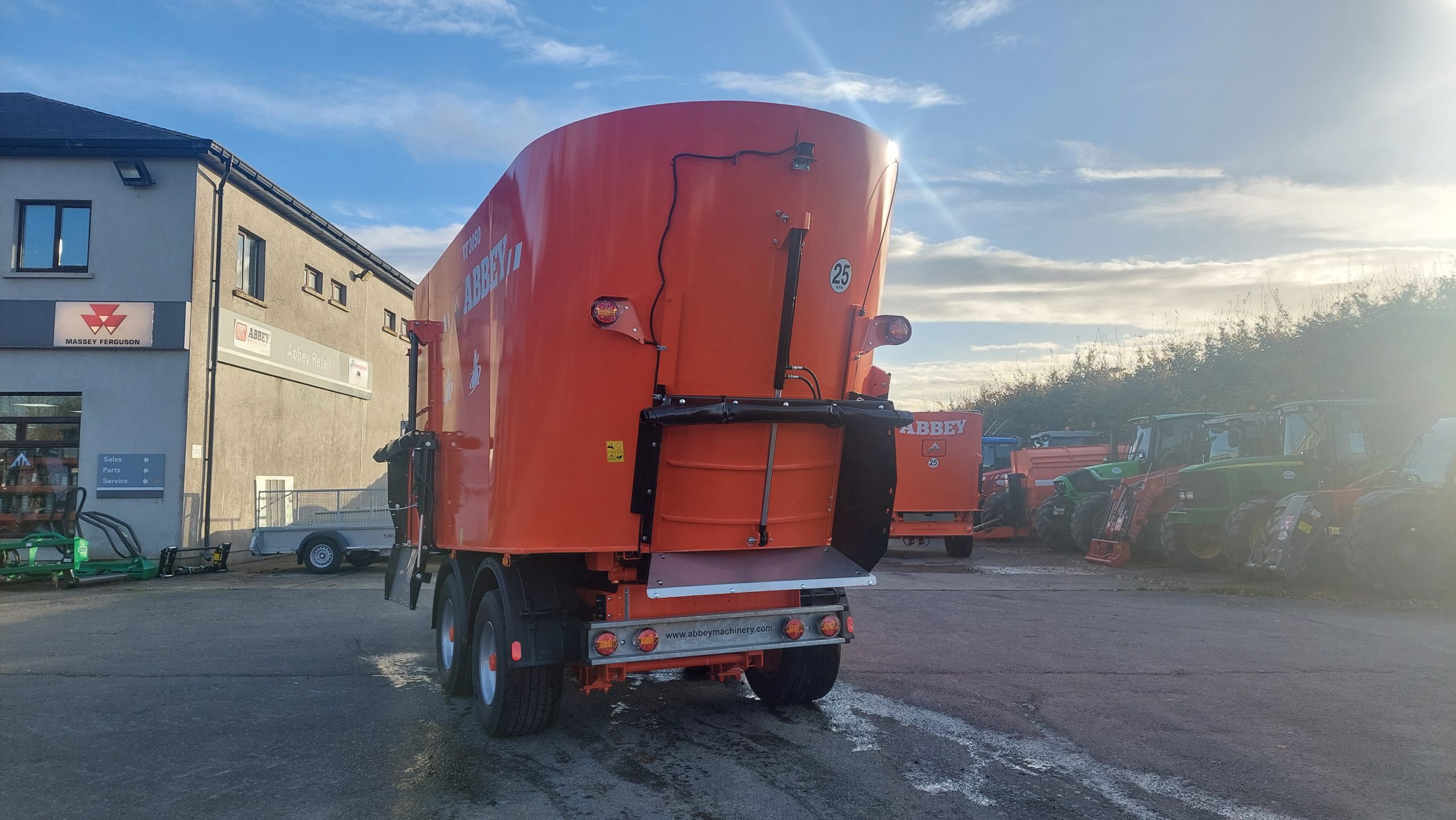 Abbey VF3050 Tub Feeder - Image 14