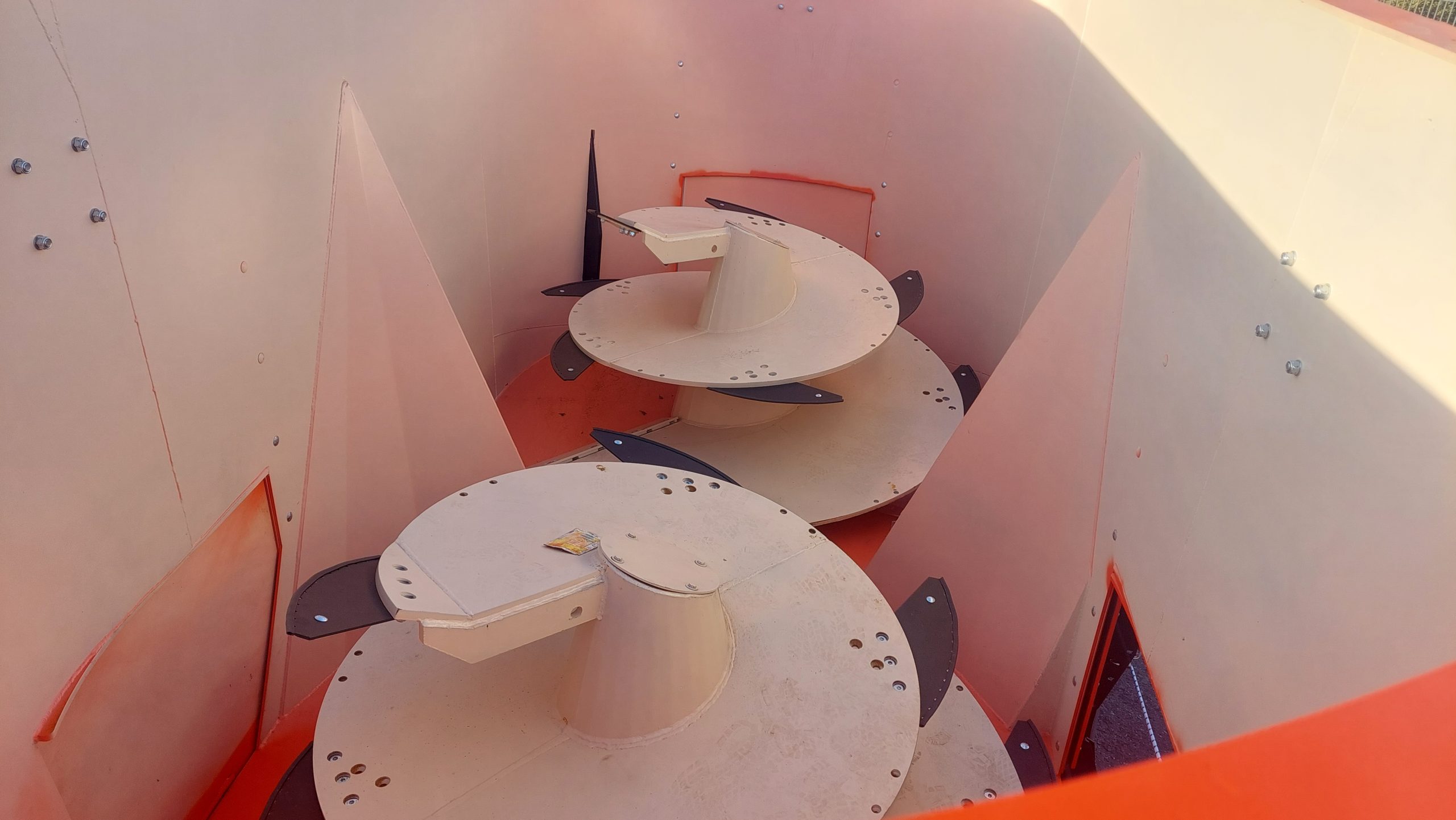 Abbey VF3050 Tub Feeder - Image 20