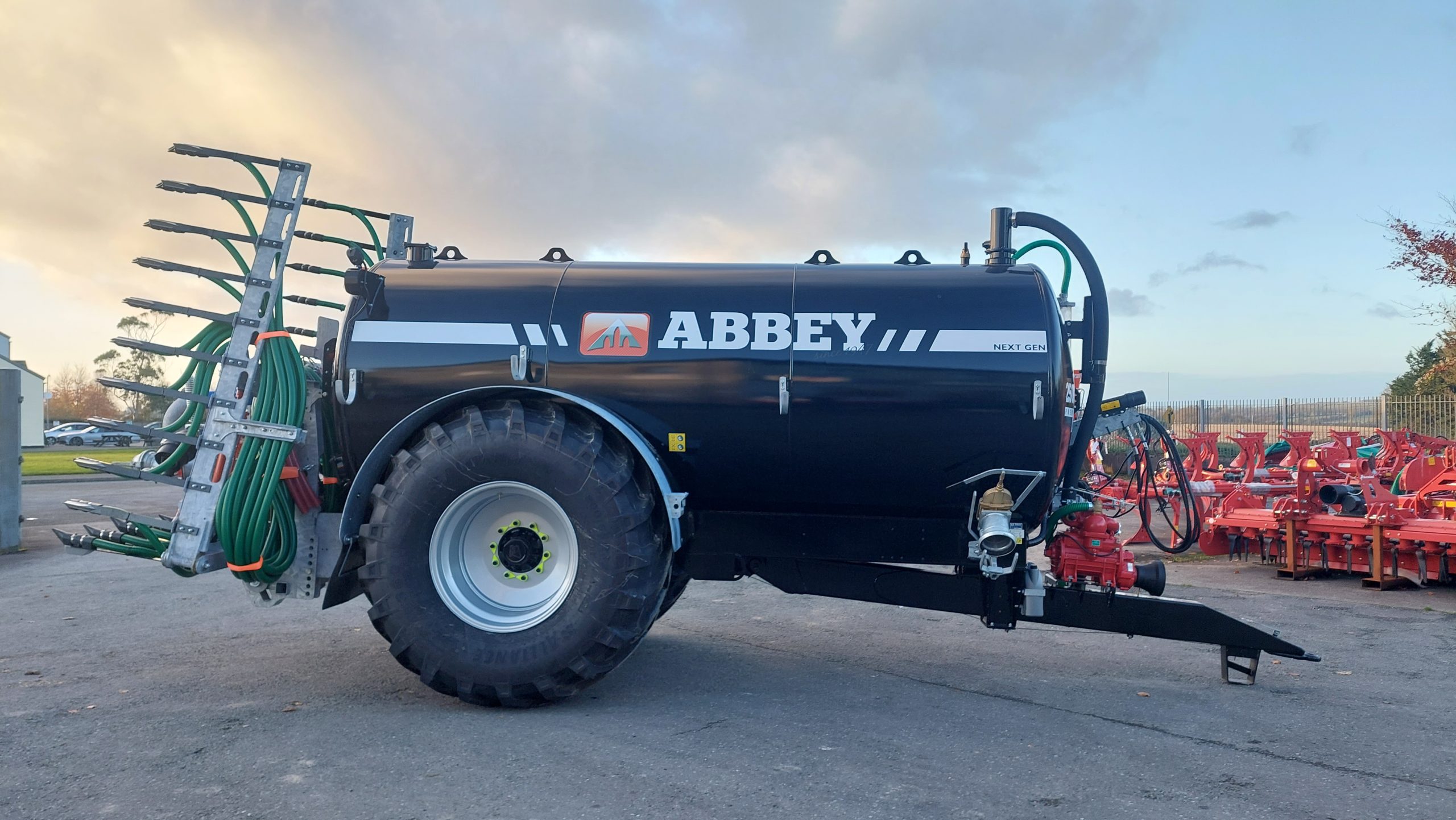 Abbey 2500R Premium Plus c/w Agri-Pro Trailing Shoe - Image 2