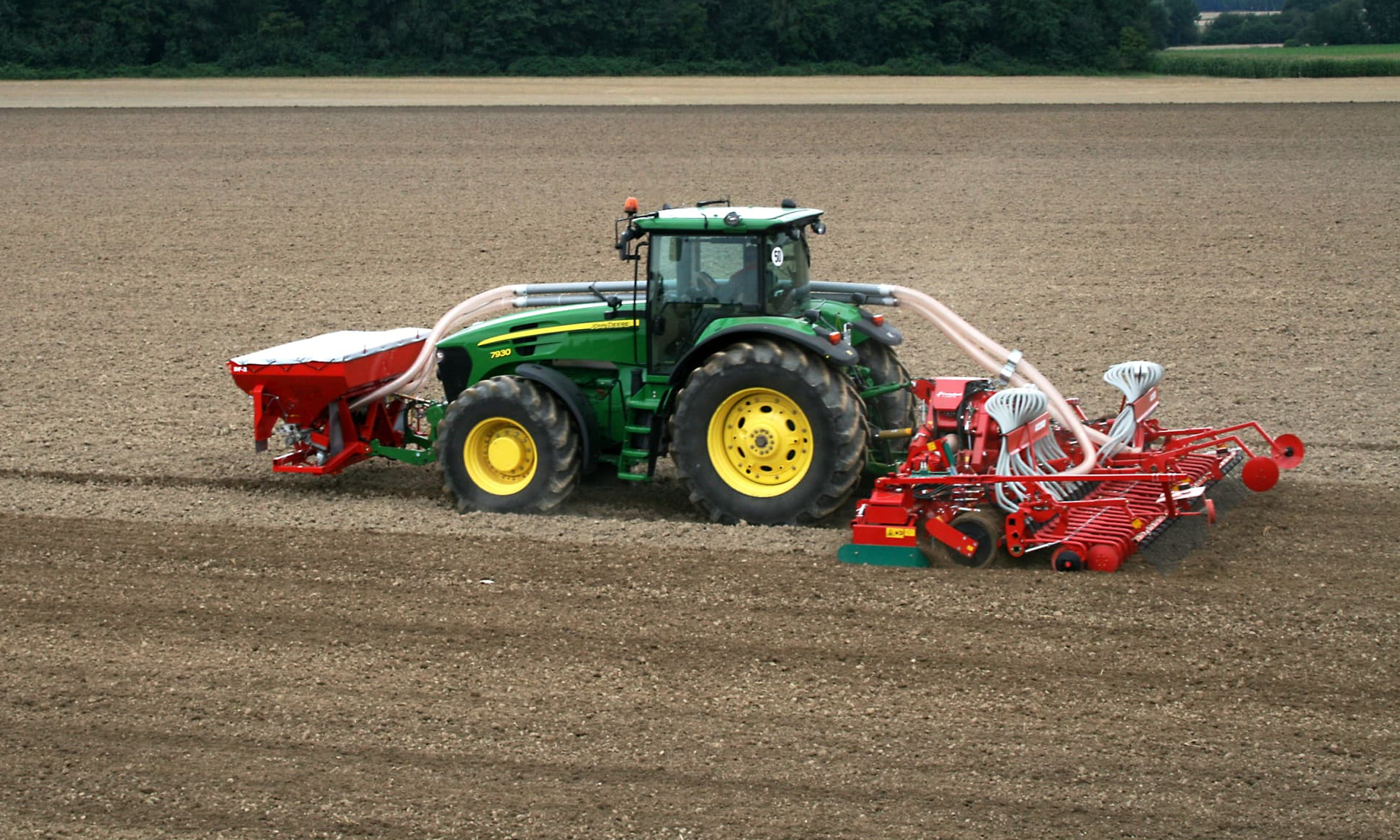 Kverneland NGS F35 Folding Power Harrow - Image 2