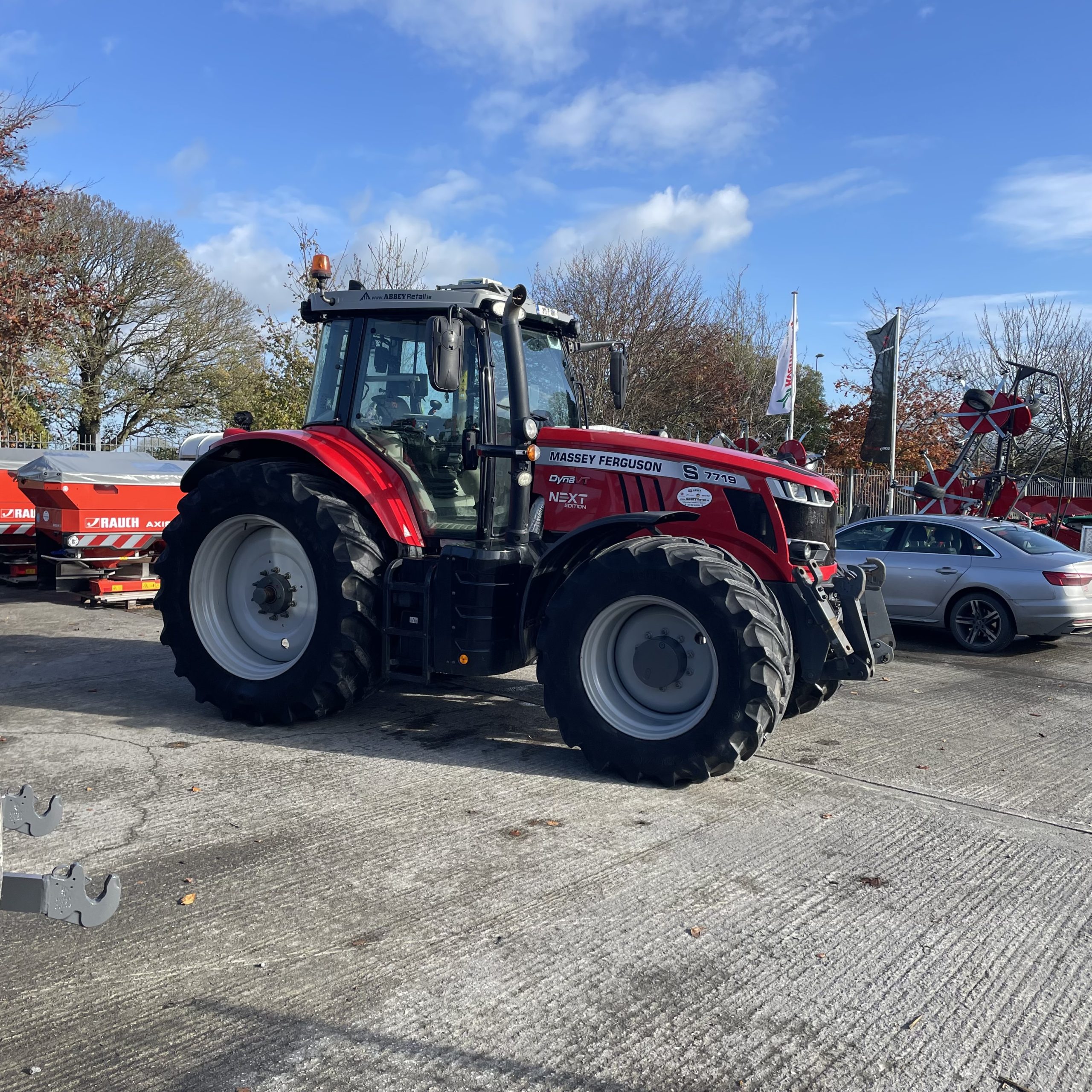 Massey Ferguson 7719S Next Edition - Image 4
