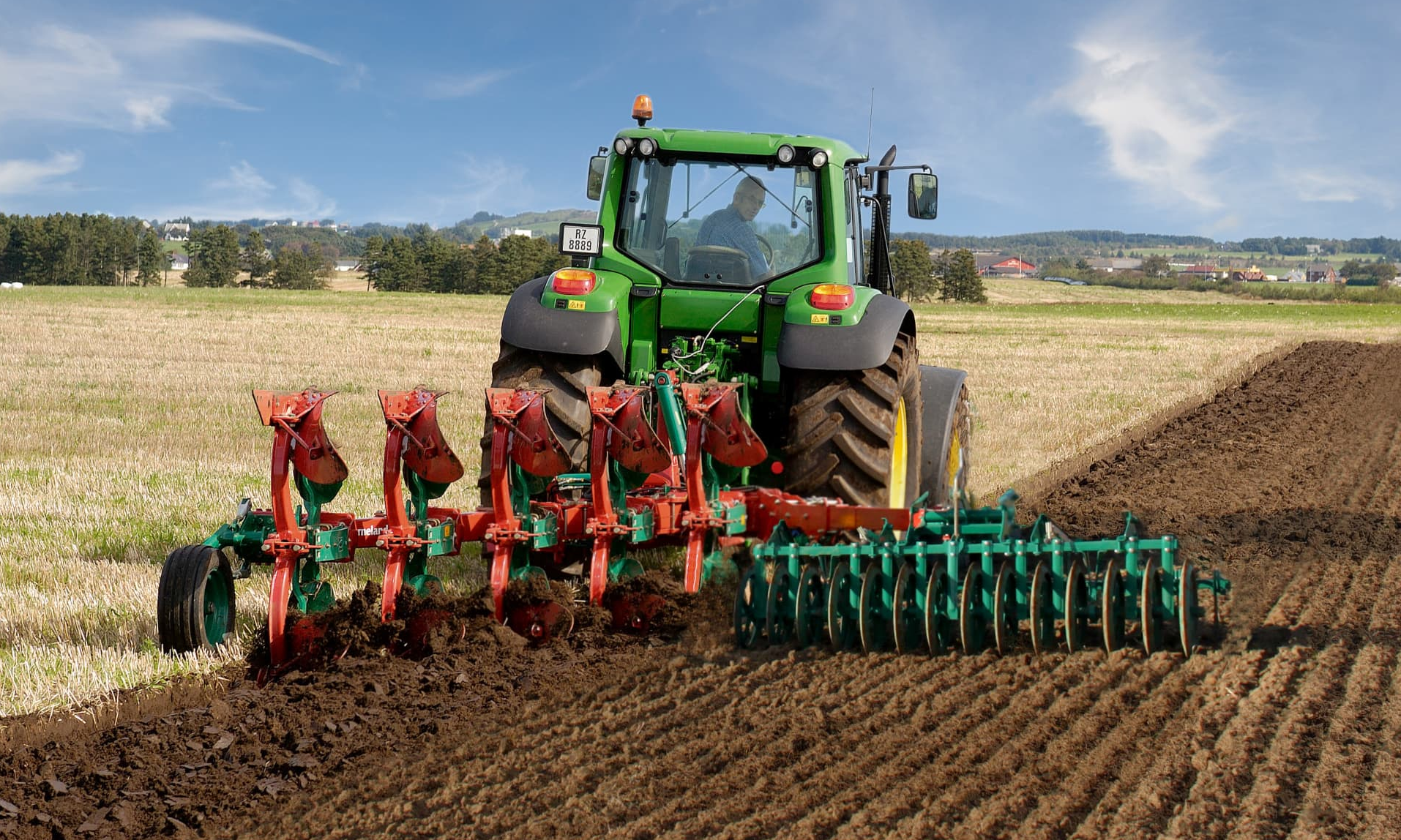 Kverneland ES Mounted Reversible Plough - Image 3